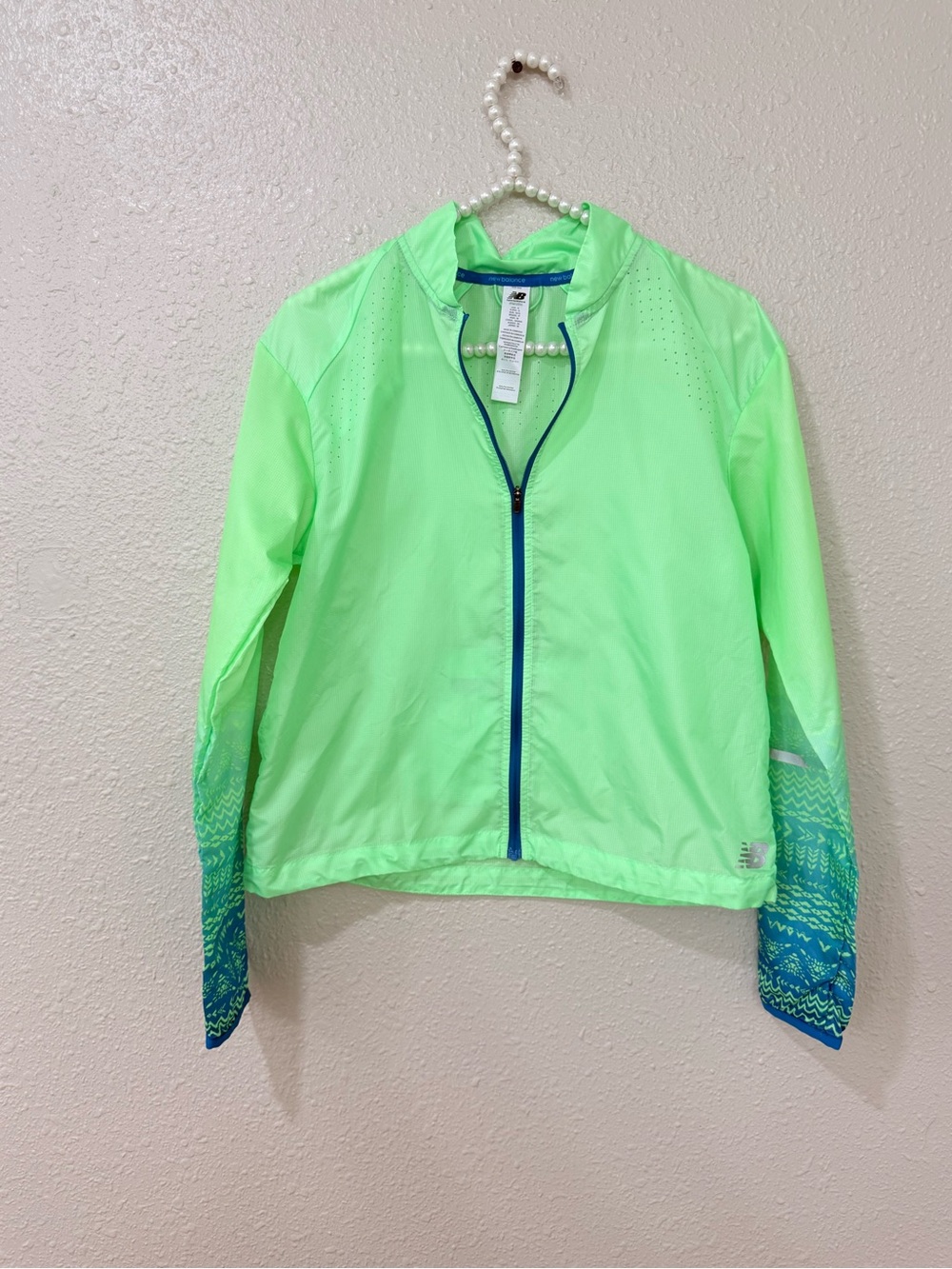 Neon Green Lightweight New Balance Women Windcheater Jacket Size S